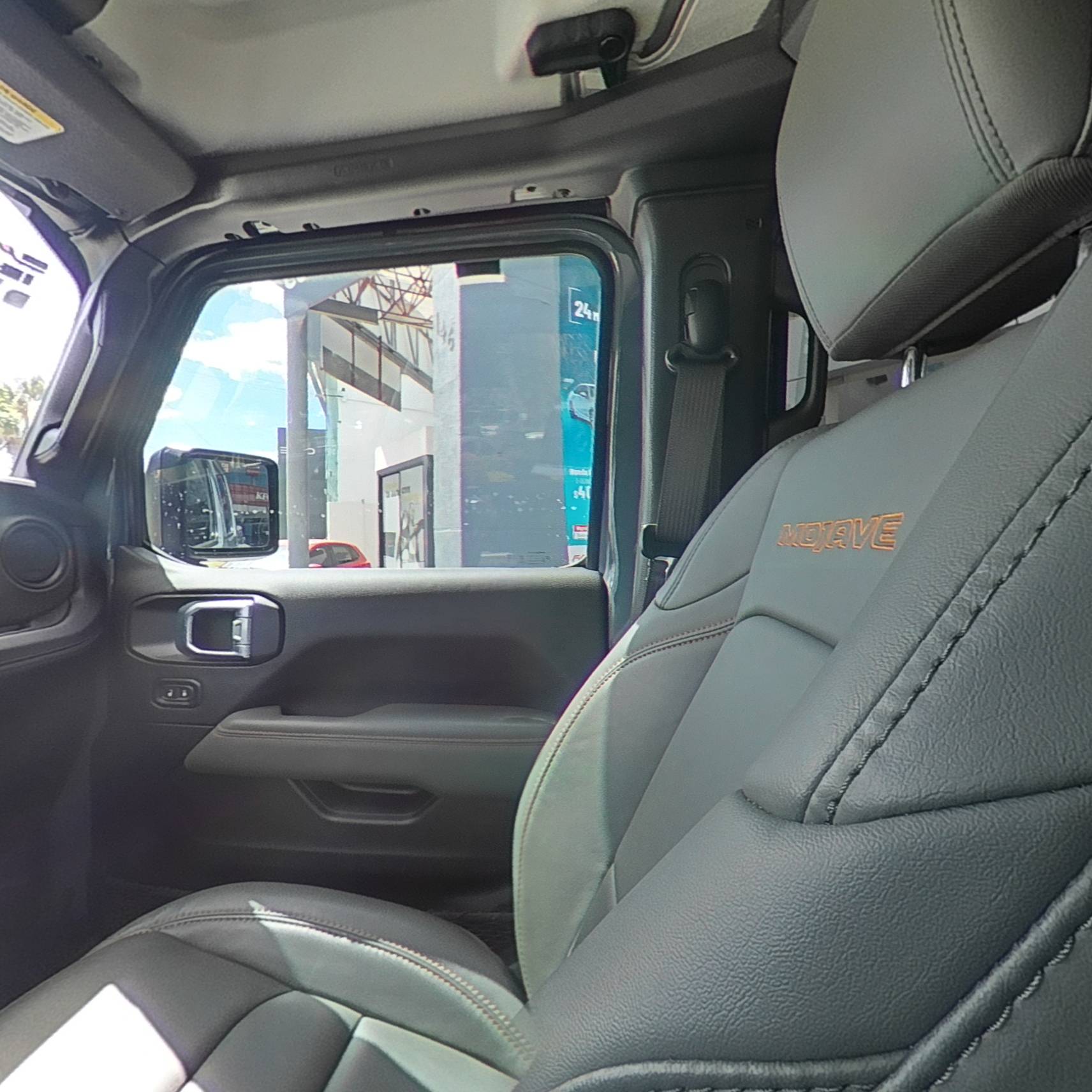 2025 Jeep JT 3.6 Mojave At