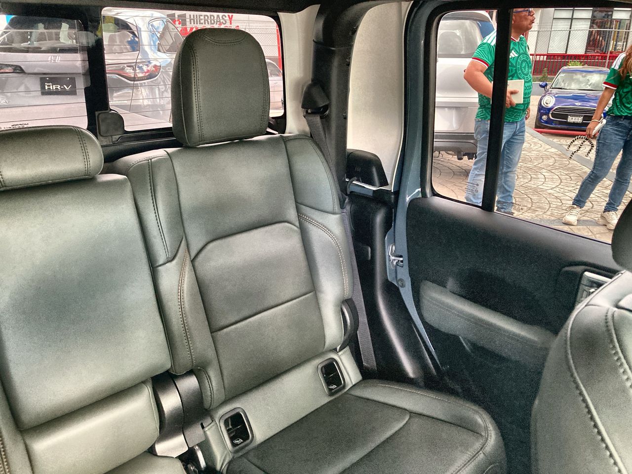 2025 Jeep JT 3.6 Mojave At