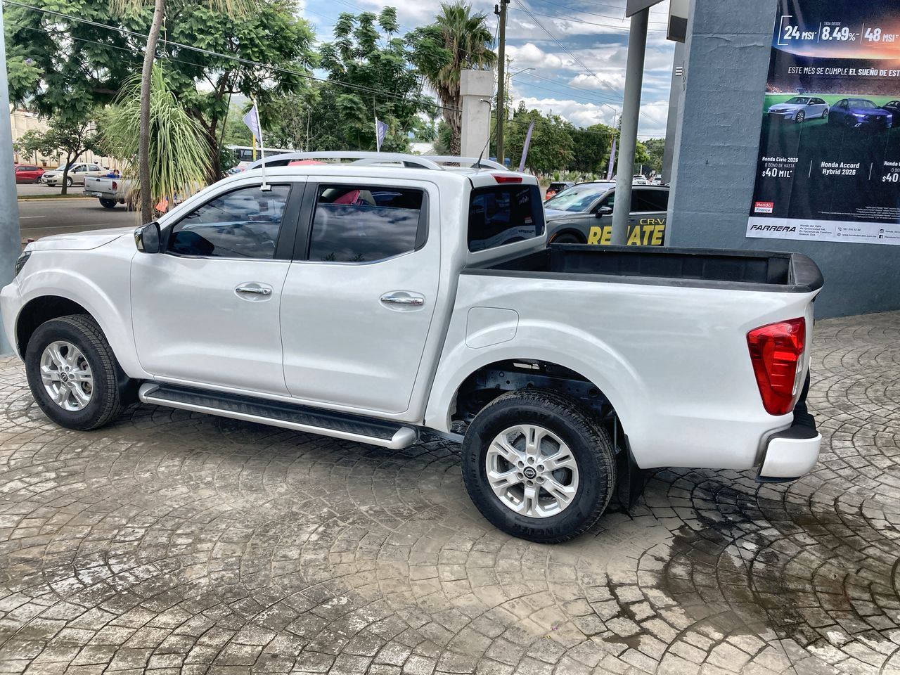 2023 Nissan Frontier 2.5 Le At