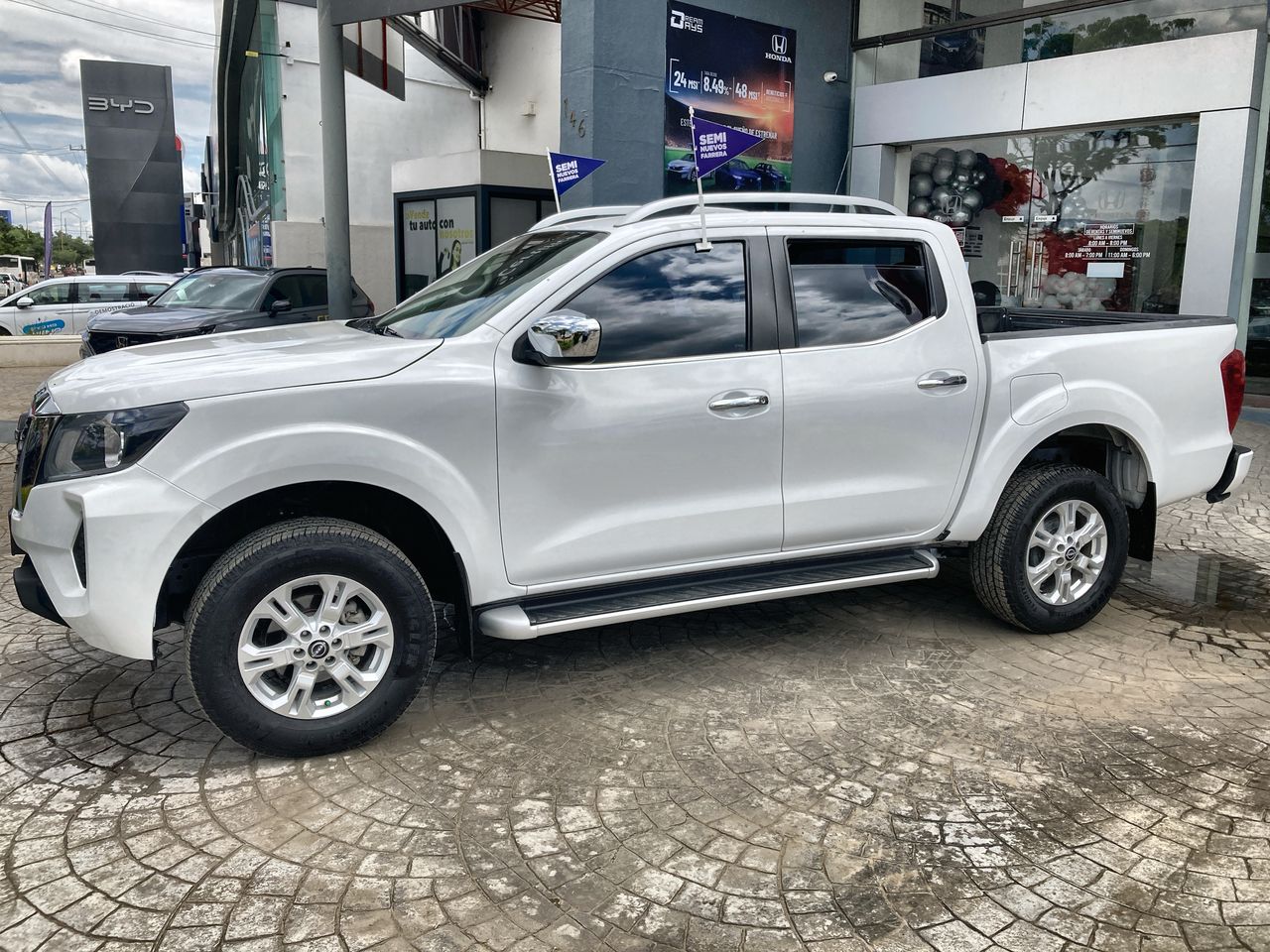 2023 Nissan Frontier 2.5 Le At