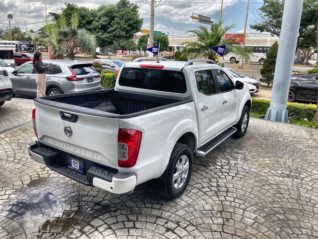 2023 Nissan Frontier 2.5 Le At
