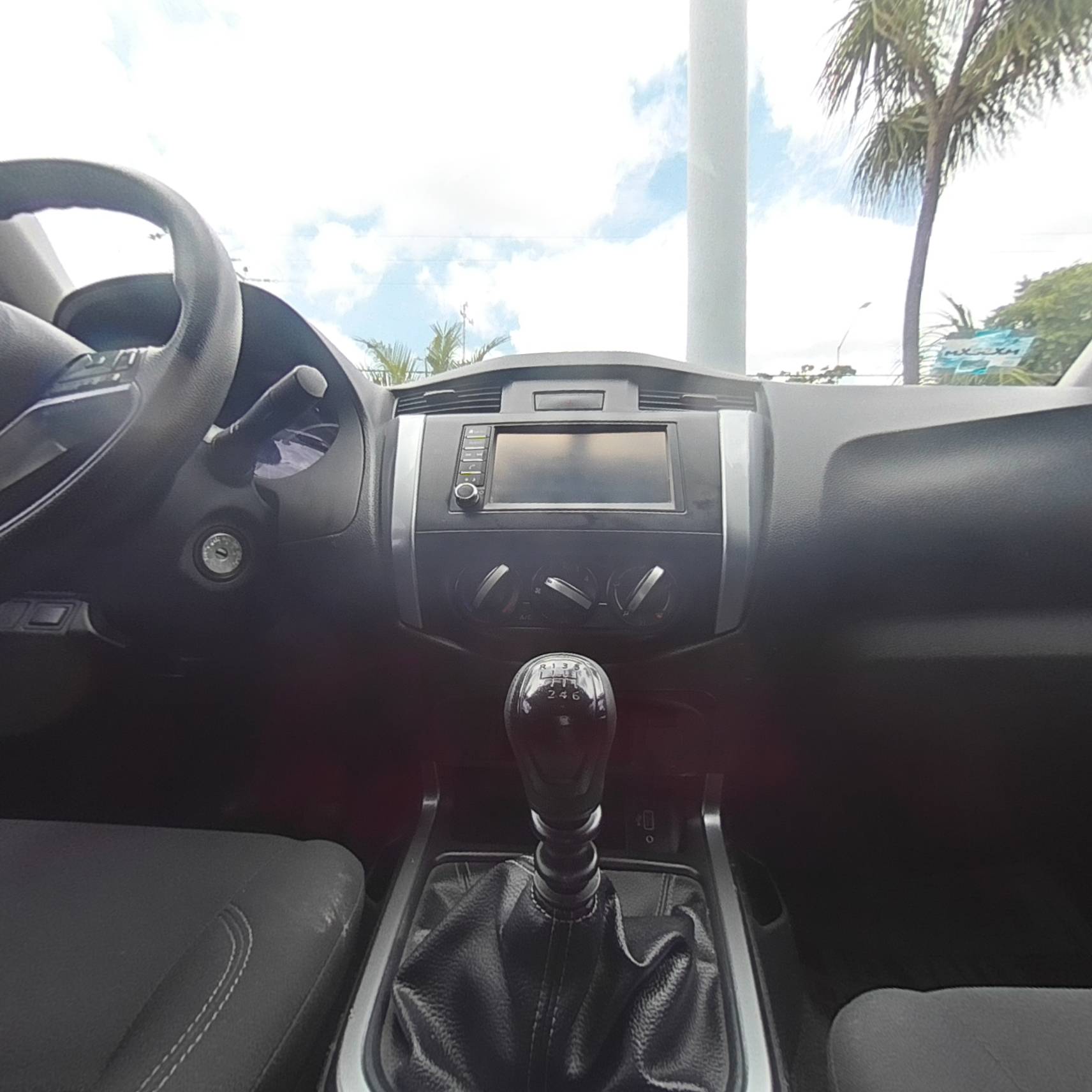 2023 Nissan Frontier 2.5 Le At