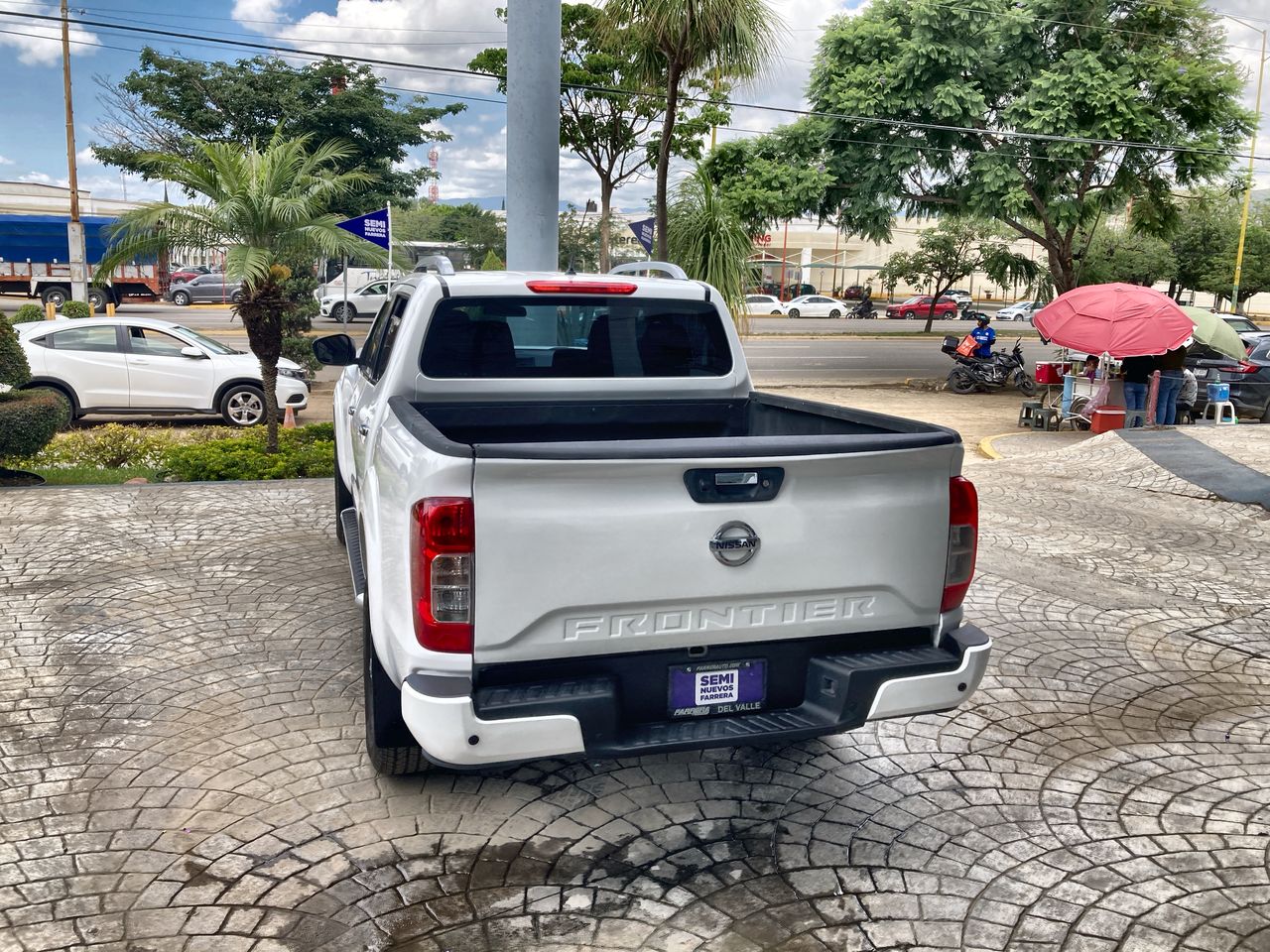 2023 Nissan Frontier 2.5 Le At