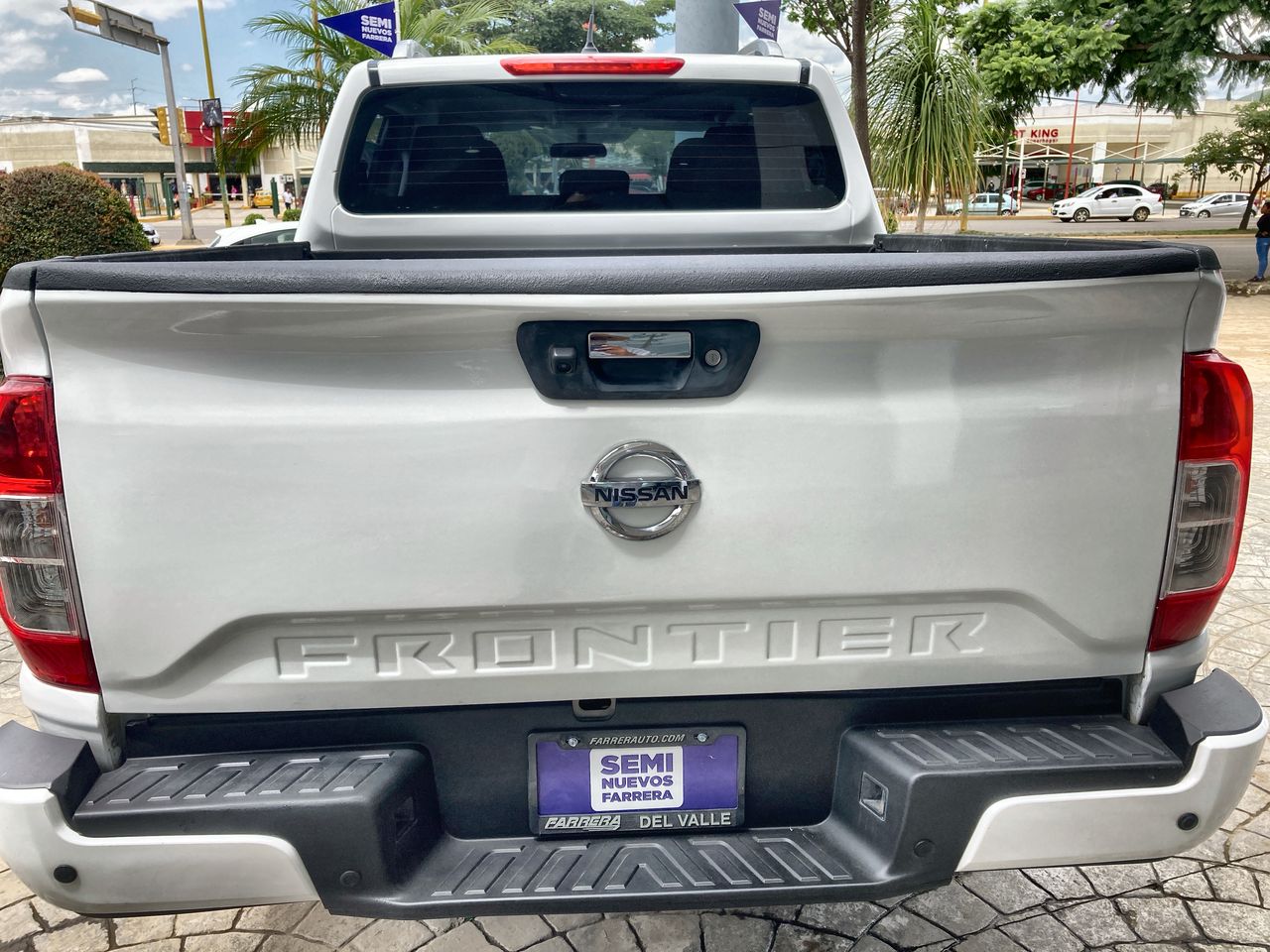 2023 Nissan Frontier 2.5 Le At