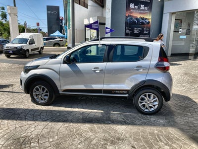 2024 FIAT Mobi 1.0 Trekking Mt