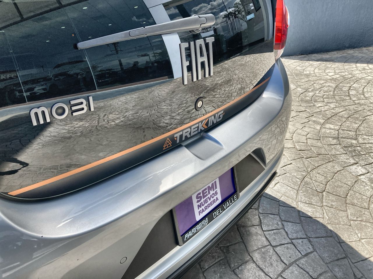 2024 FIAT Mobi 1.0 Trekking Mt