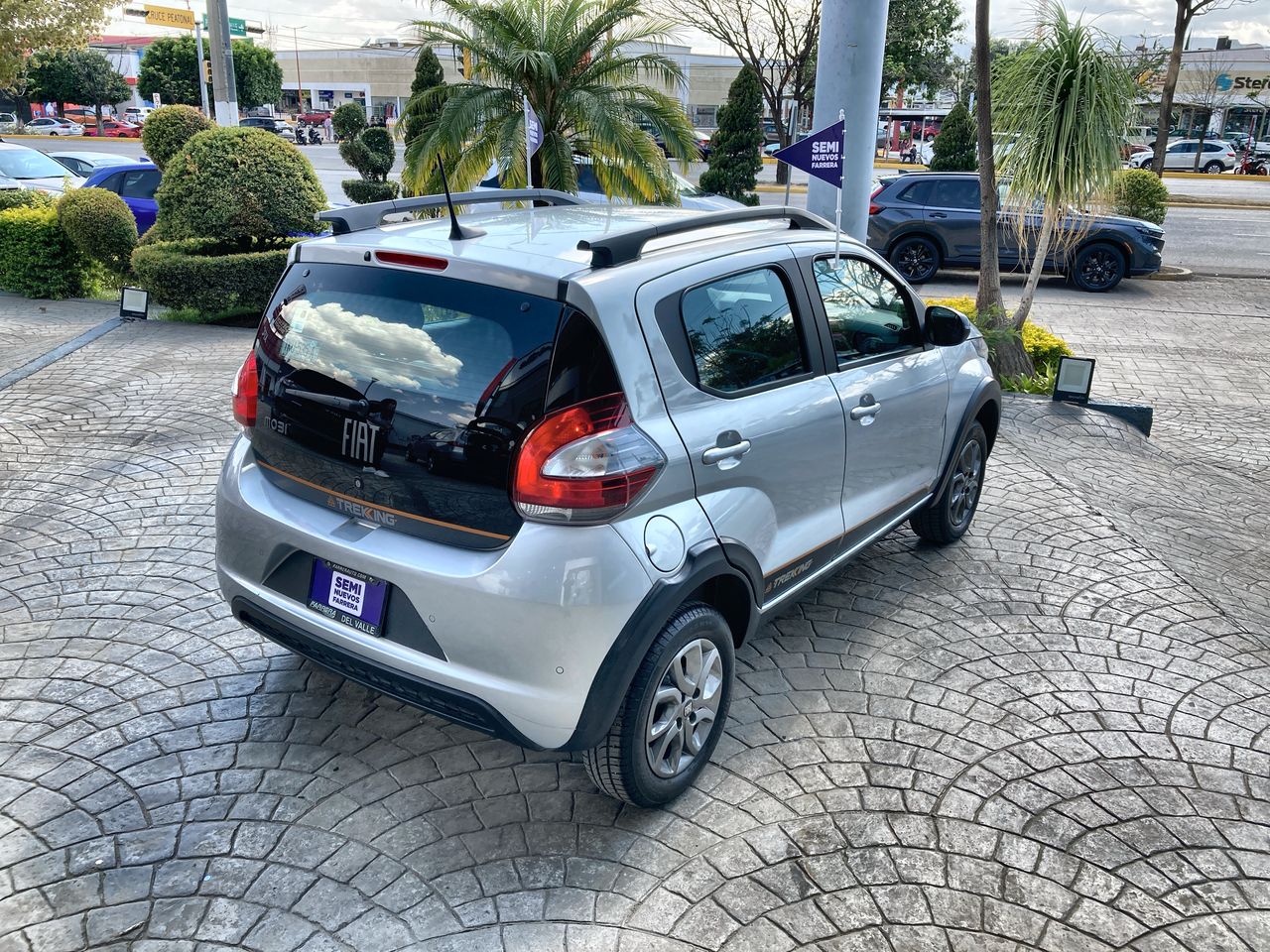 2024 FIAT Mobi 1.0 Trekking Mt