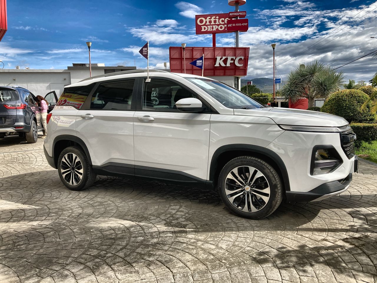 2023 Chevrolet Captiva 1.5 LT 7 pasajeros At