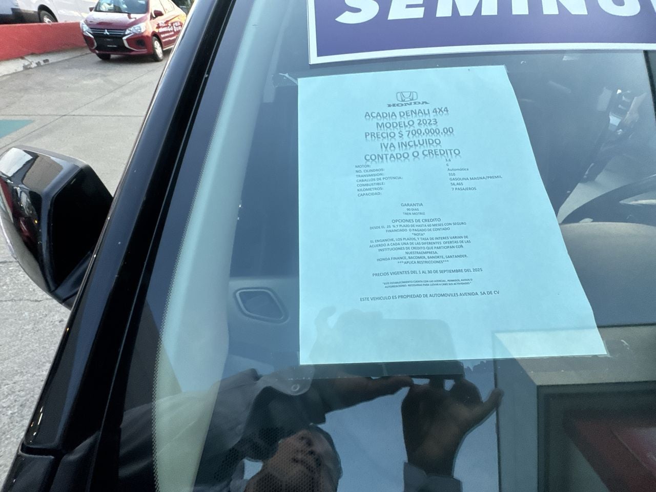 2023 GMC Acadia 3.6 Denali At