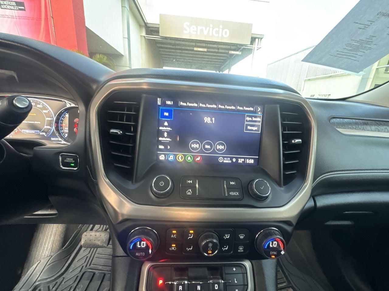 2023 GMC Acadia 3.6 Denali At