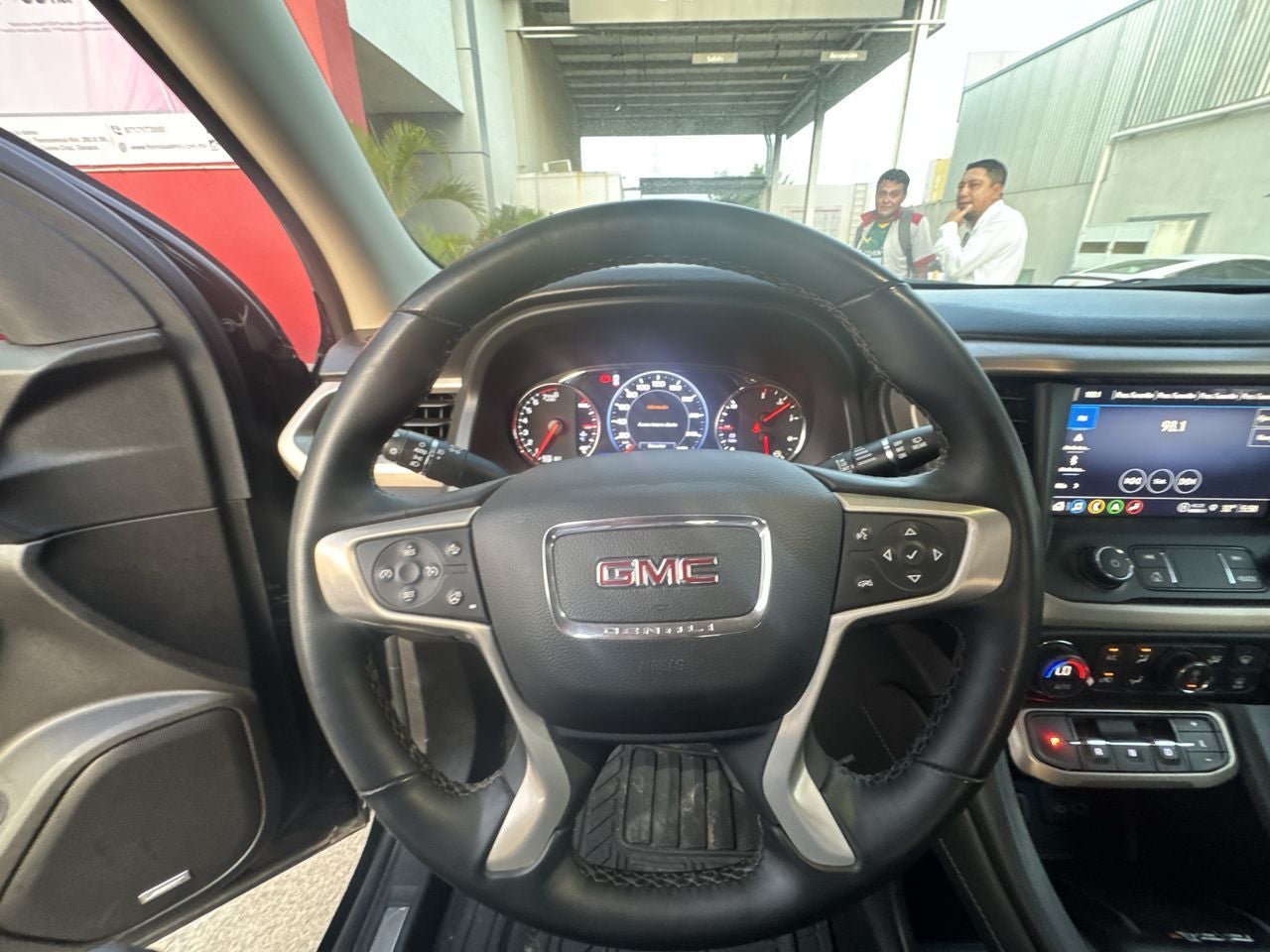 2023 GMC Acadia 3.6 Denali At