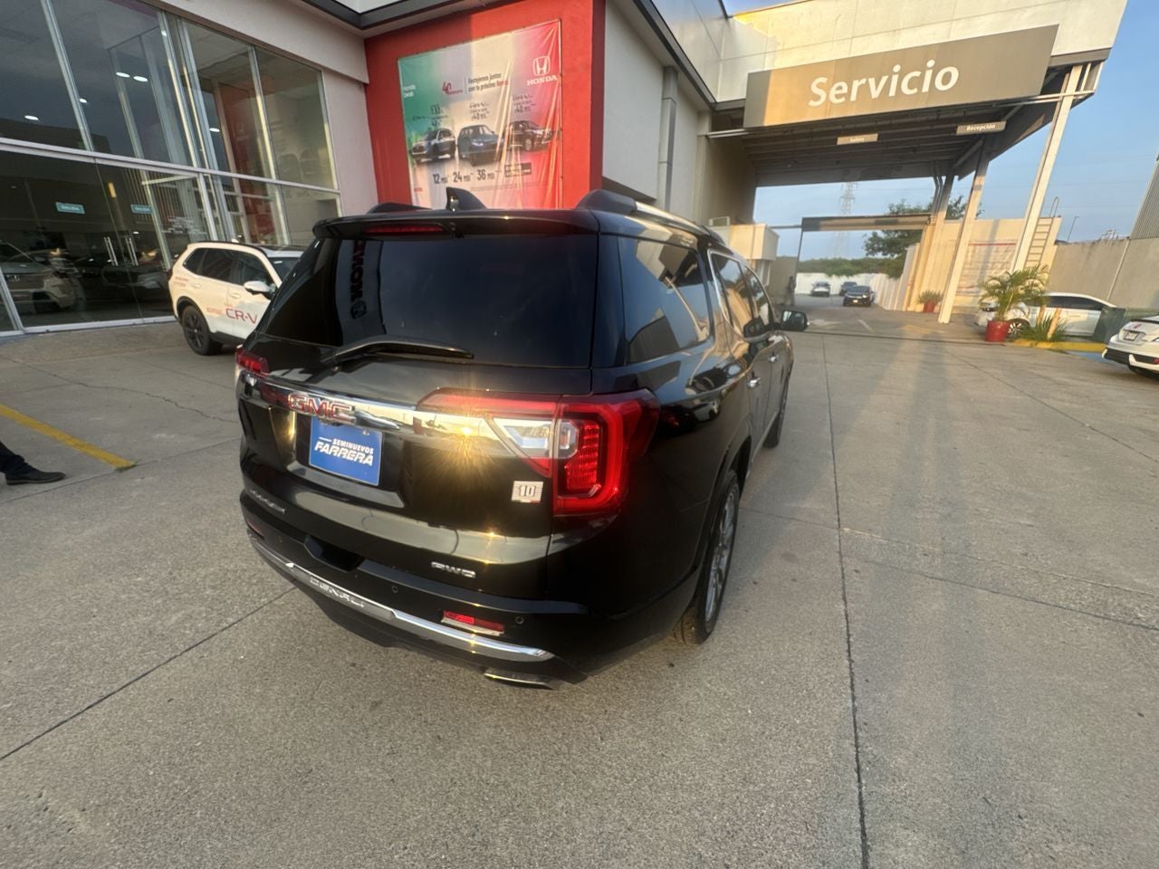 2023 GMC Acadia 3.6 Denali At