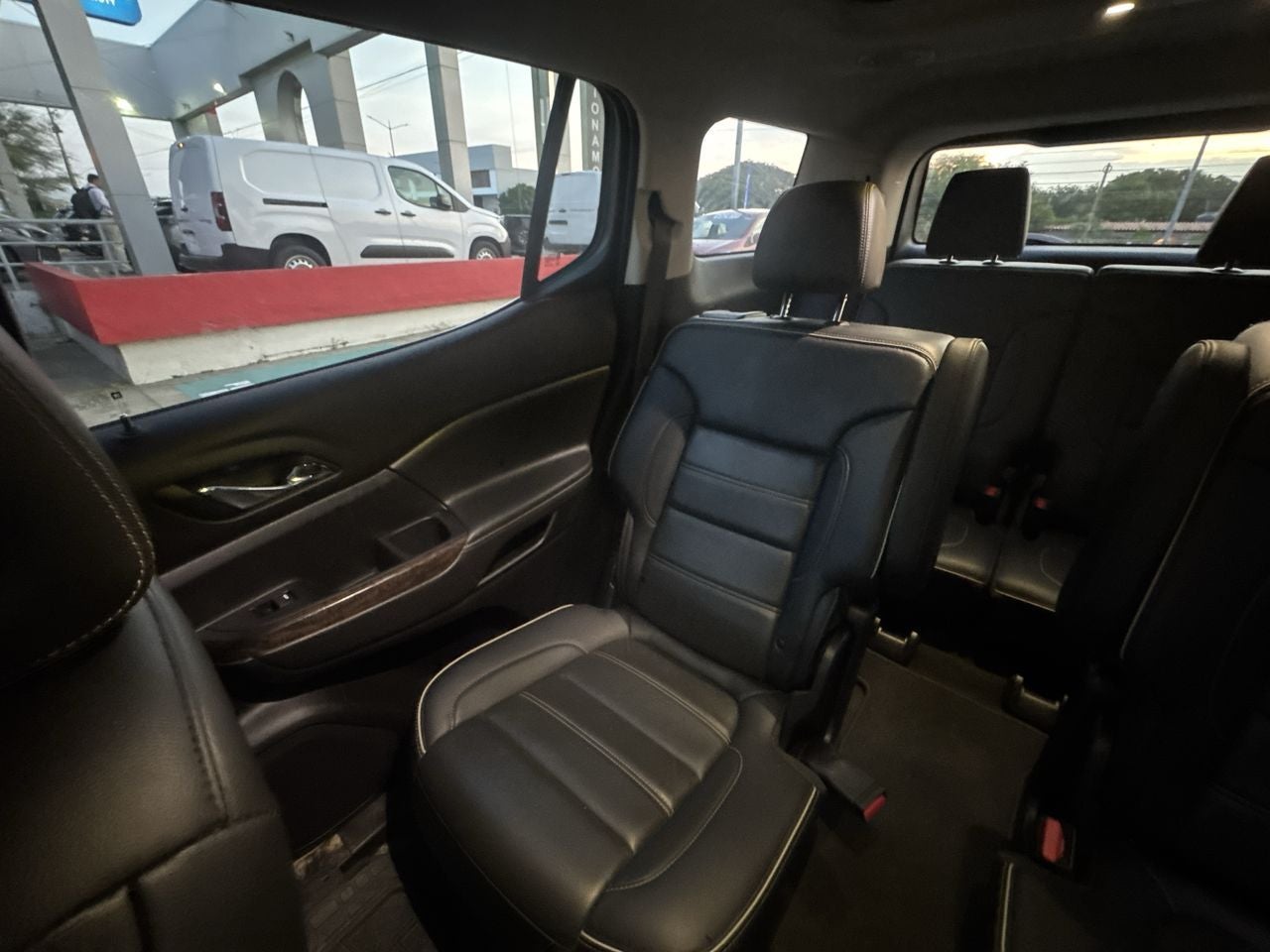 2023 GMC Acadia 3.6 Denali At