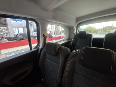 2025 Peugeot Rifter 1.2 Puretech Allure Pack At
