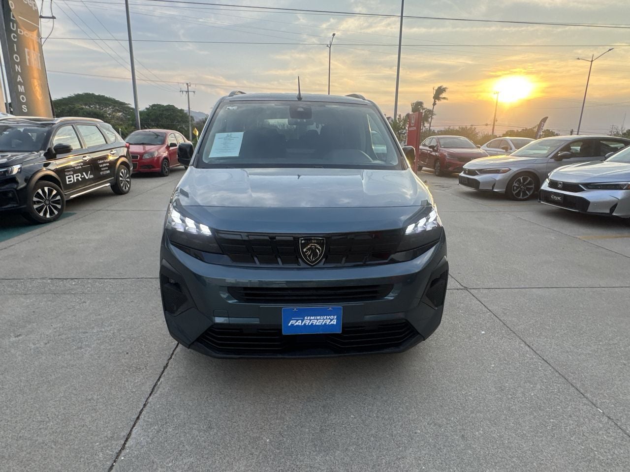 2025 Peugeot Rifter 1.2 Puretech Allure Pack At