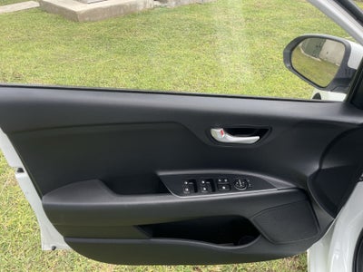 2020 Kia Rio 1.6 Hb LX At