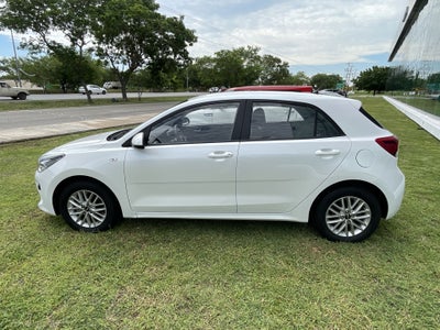 2020 Kia Rio 1.6 Hb LX At