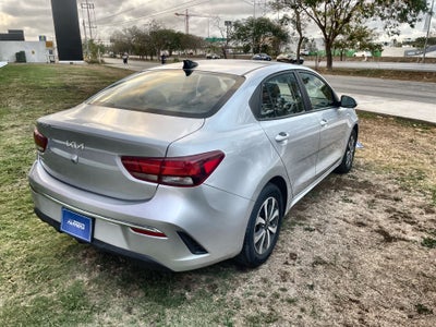 2022 Kia Rio 1.6 Sedan LX Mt