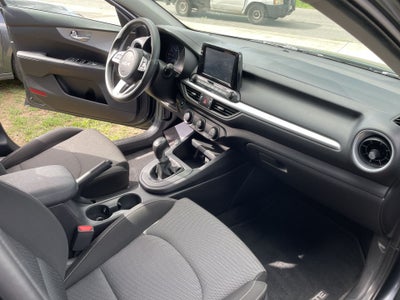 2024 Kia Forte 2.0 Lx Sedan Mt