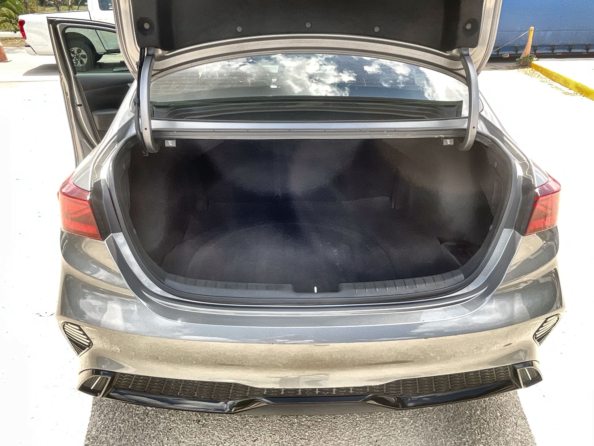 2024 Kia Forte 2.0 Lx Sedan At