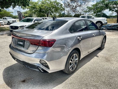 2024 Kia Forte 2.0 Lx Sedan At