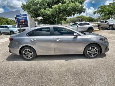 2024 Kia Forte 2.0 Lx Sedan At