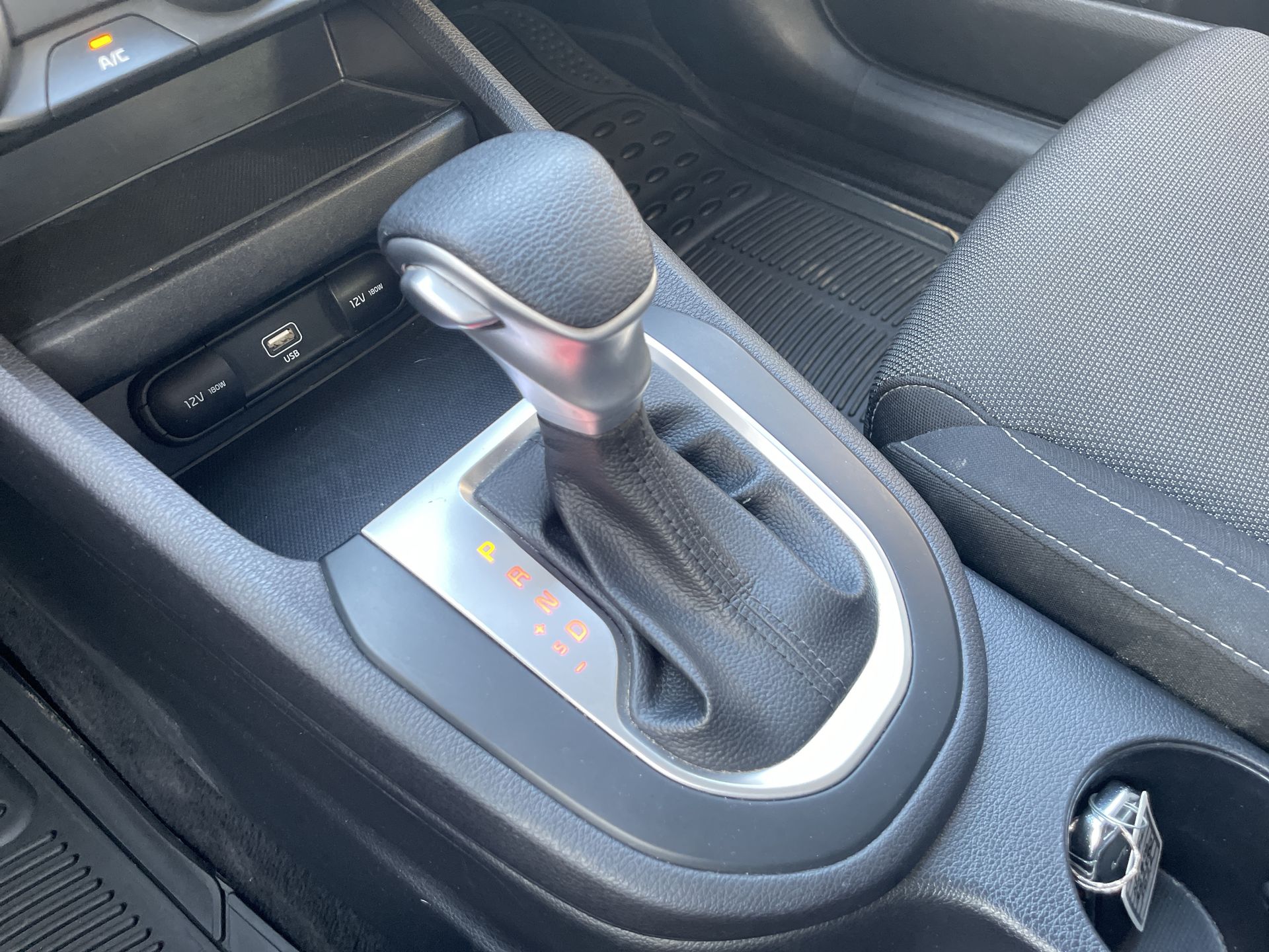 2022 Kia Forte 2.0 LX At