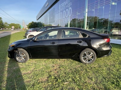 2022 Kia Forte 2.0 LX At