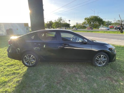 2022 Kia Forte 2.0 LX At