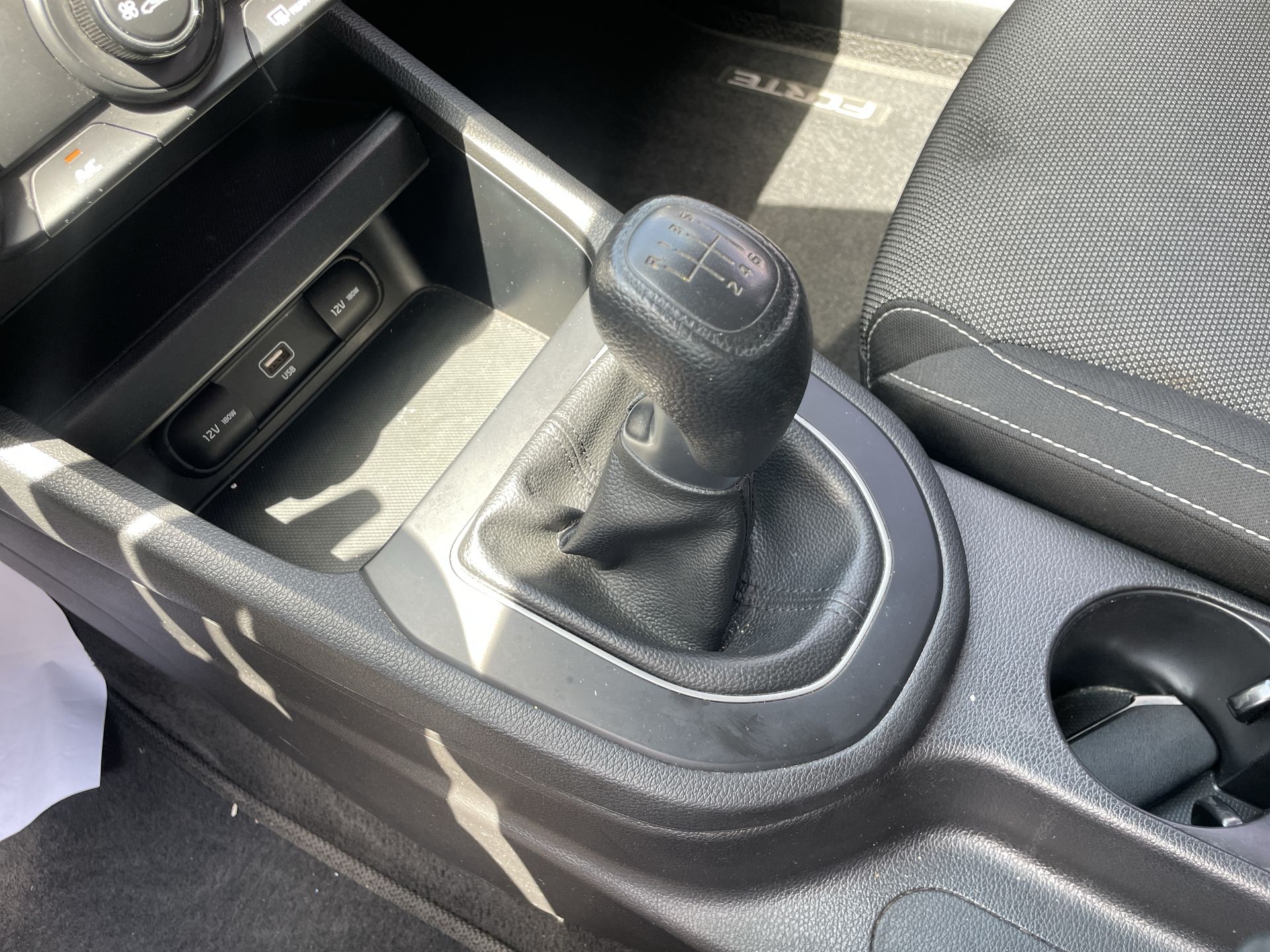 2023 Kia Forte 2.0 LX Mt