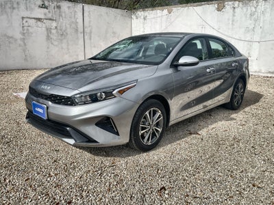 2022 Kia Forte 2.0 LX At