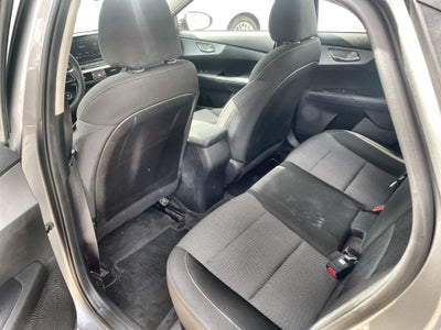 2022 Kia Forte 2.0 LX At