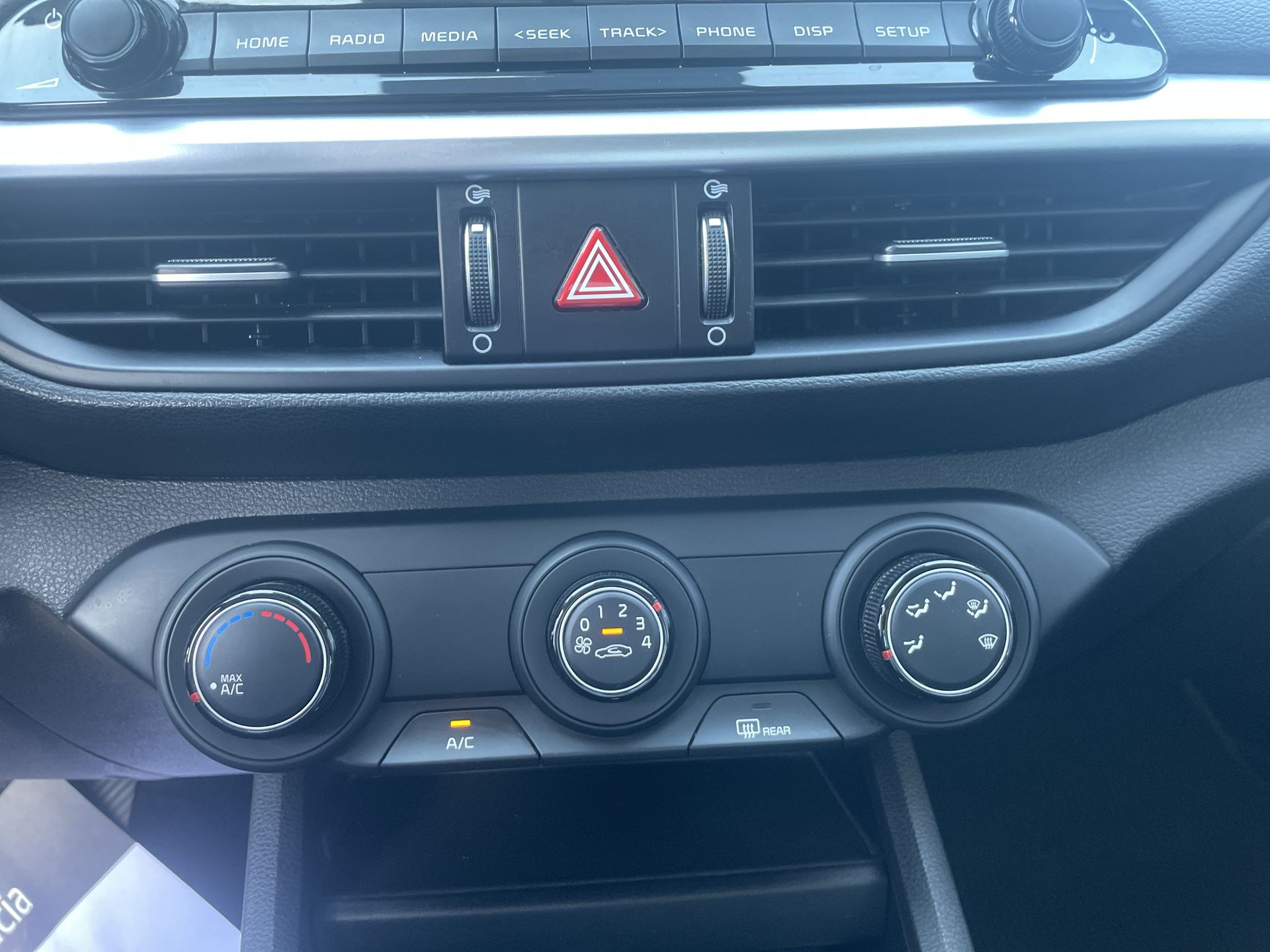 2022 Kia Forte 2.0 LX Mt