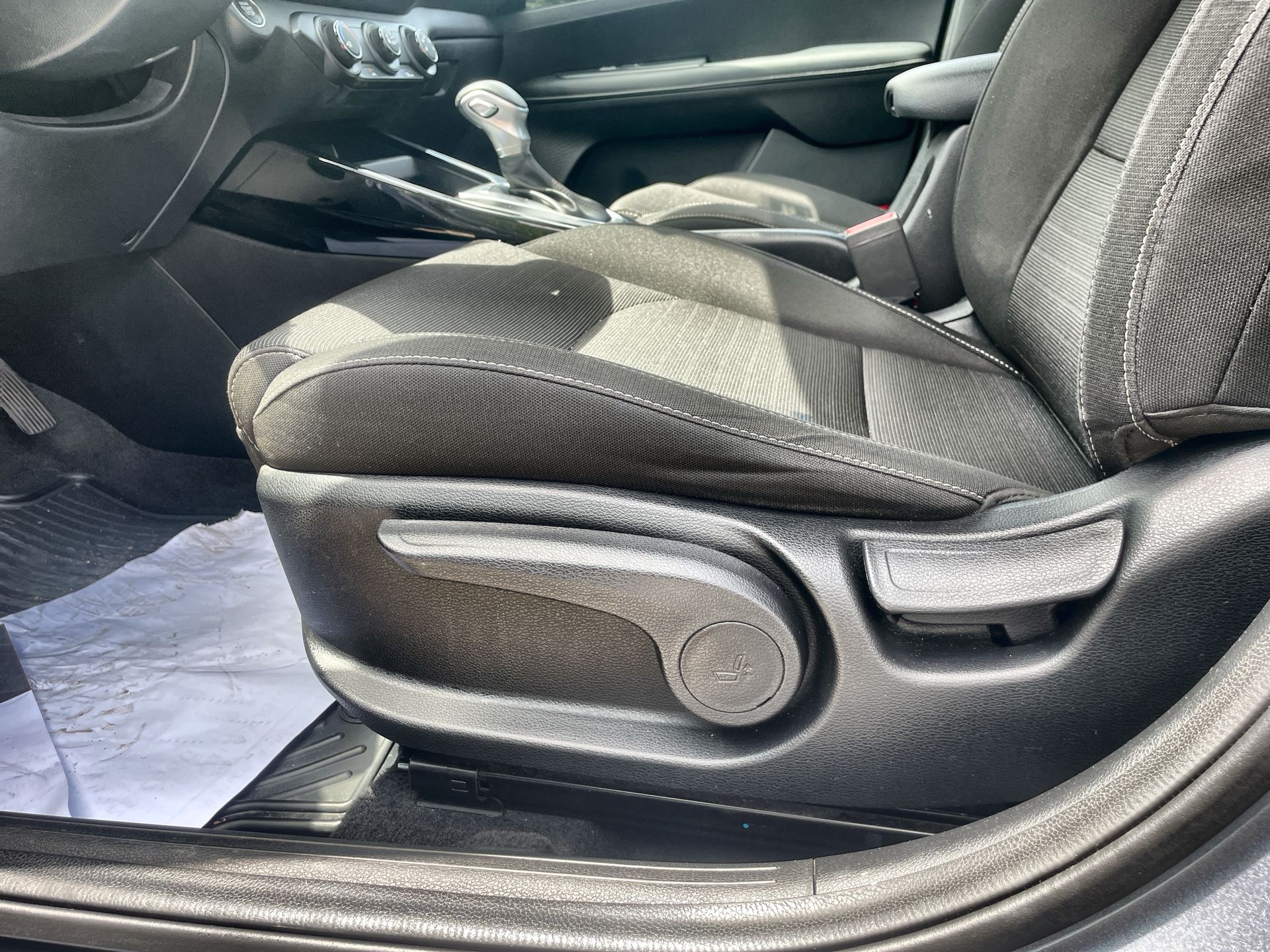 2020 Kia Forte 2.0 L 4 p At