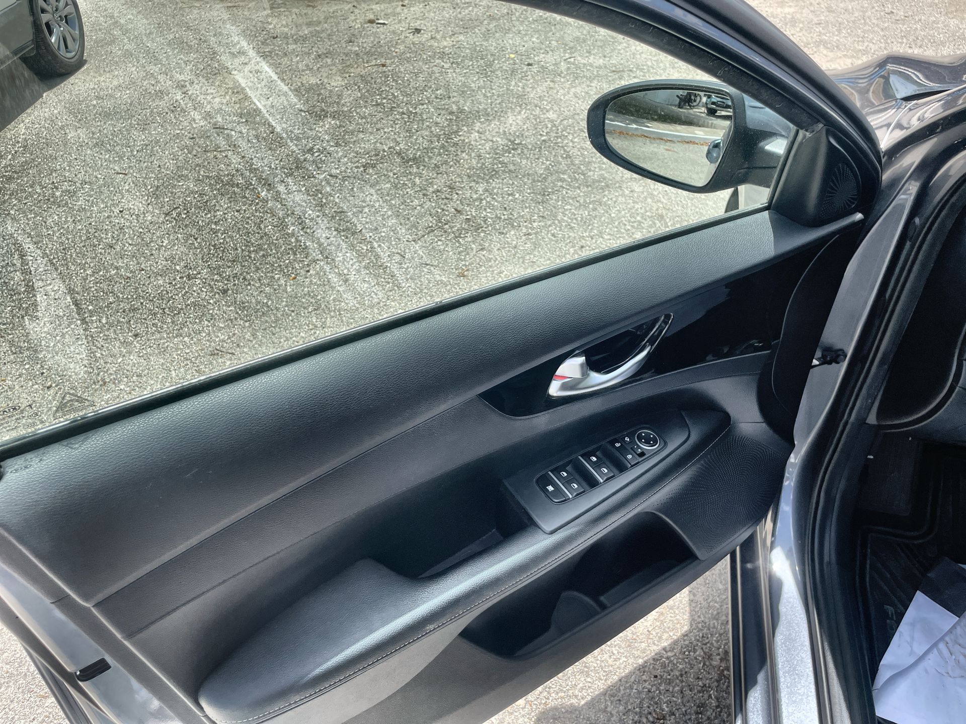 2020 Kia Forte 2.0 L 4 p At