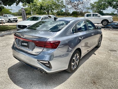 2020 Kia Forte 2.0 L 4 p At