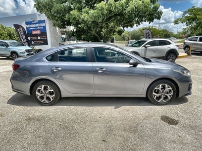 2020 Kia Forte 2.0 L 4 p At
