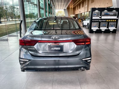 2021 Kia Forte 2.0 EX 4 p At