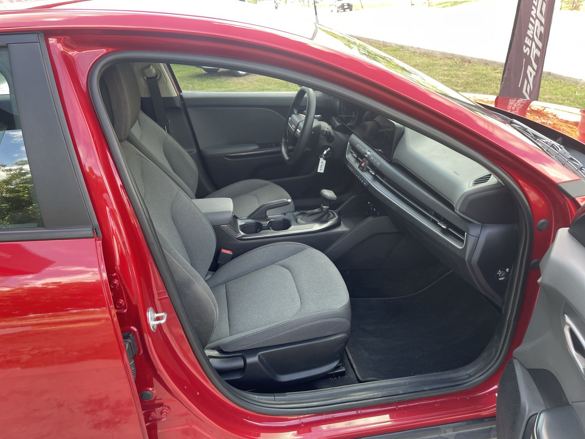 2025 Kia K4 2.0 L IVT At