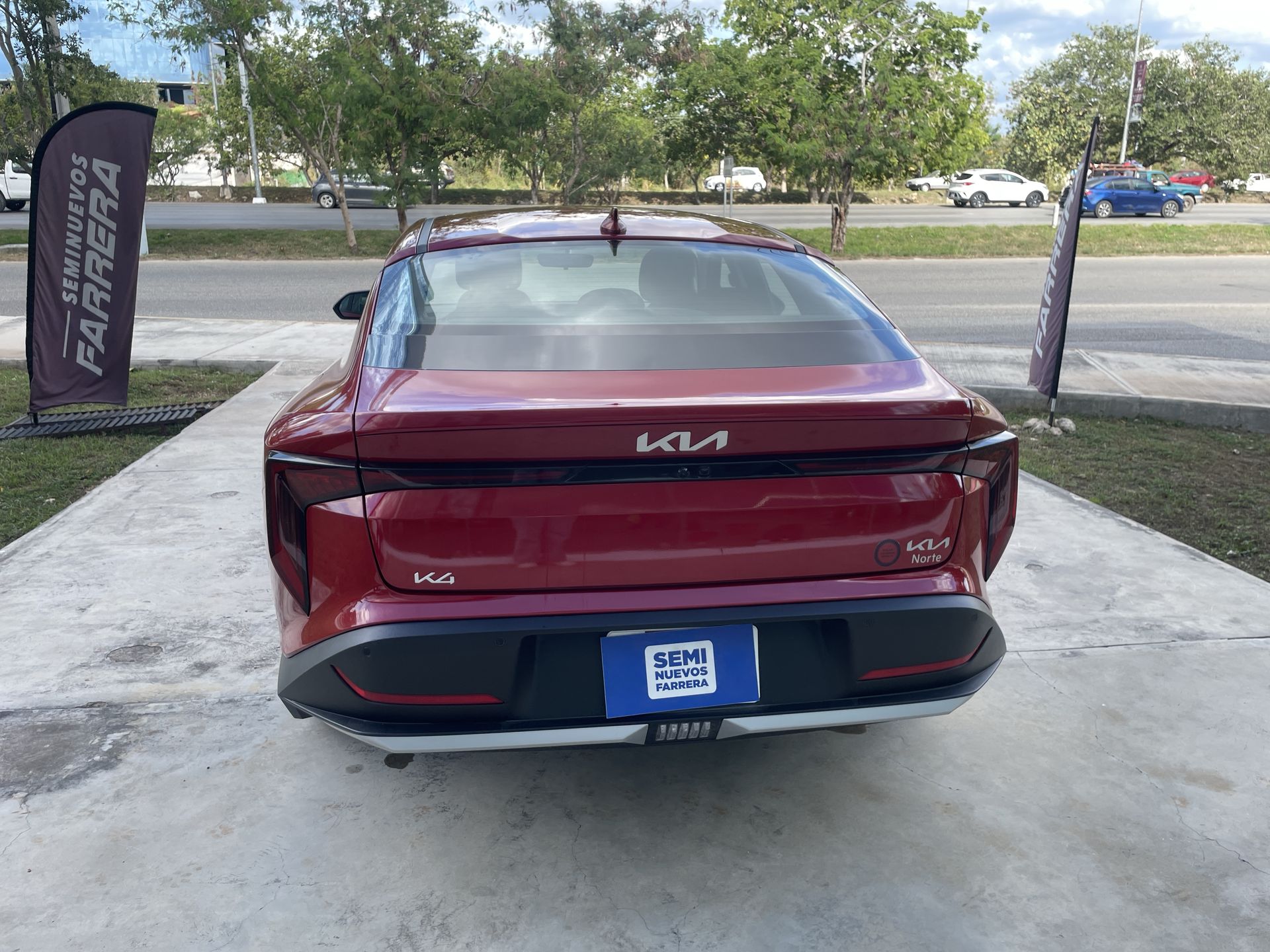 2025 Kia K4 2.0 L IVT At