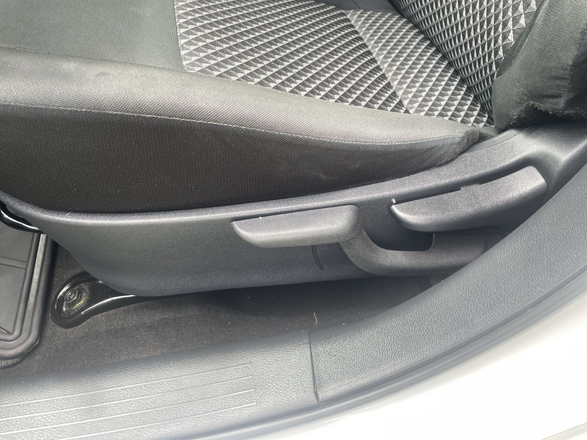 2024 Nissan Versa 1.6 Sense Mt