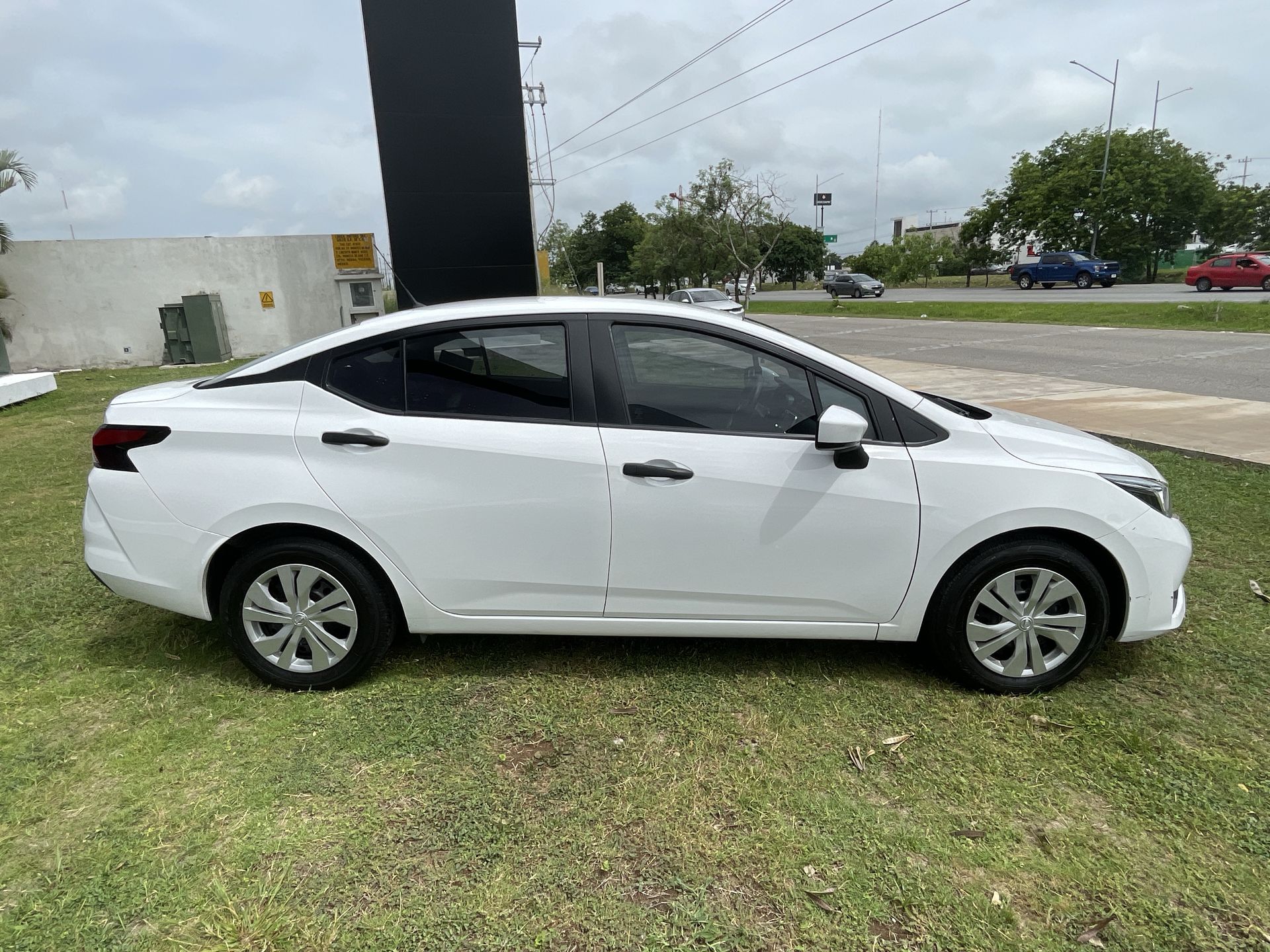 2024 Nissan Versa 1.6 Sense Mt