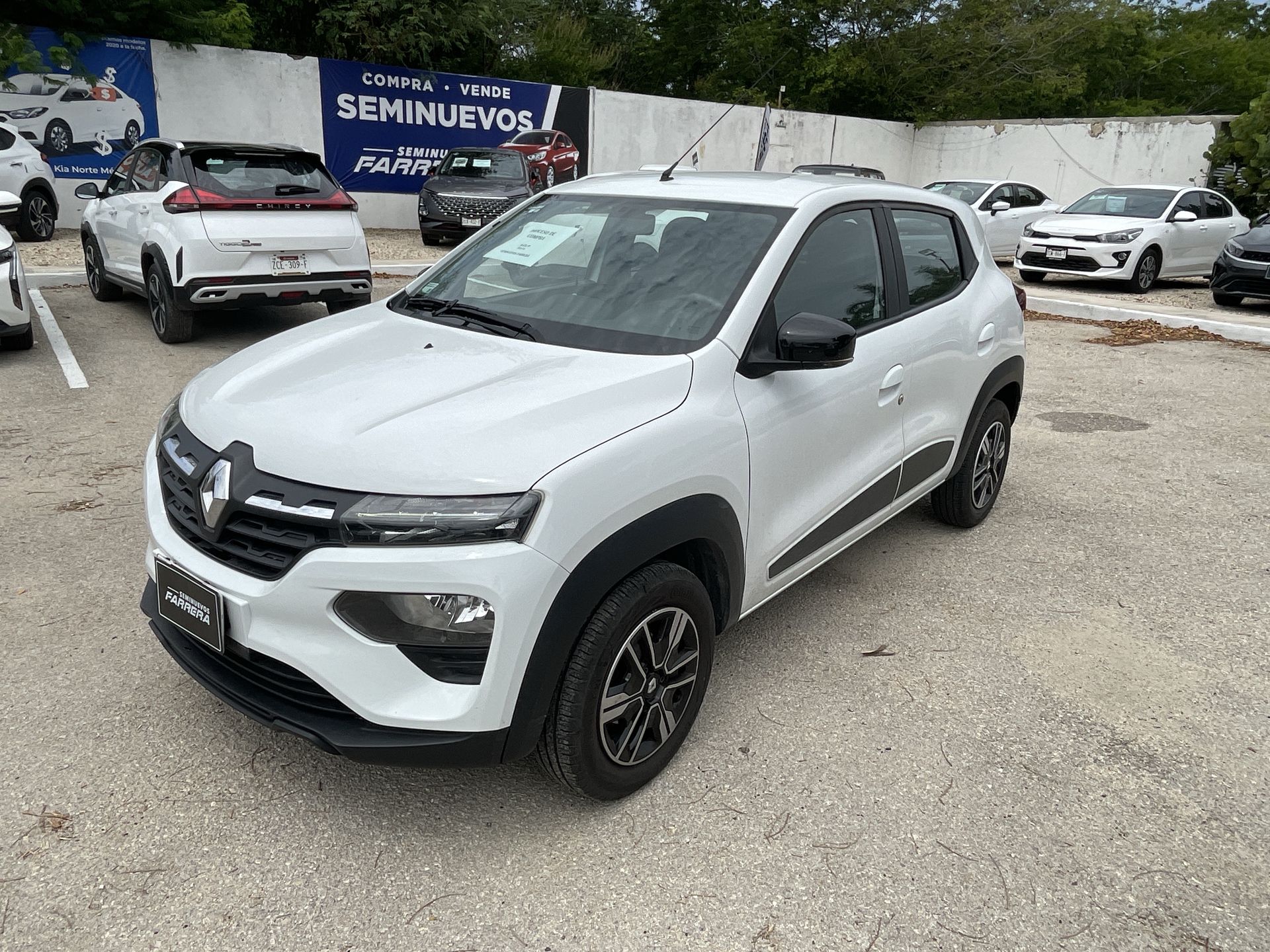 2025 Renault Kwid 1.0 Iconic Mt