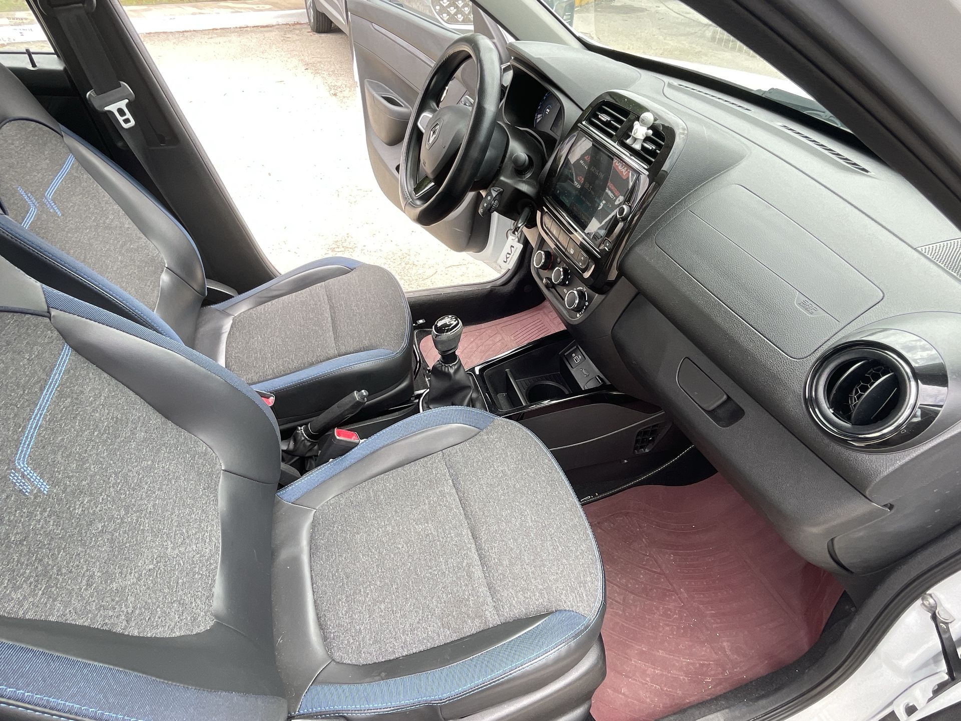 2025 Renault Kwid 1.0 Iconic Mt