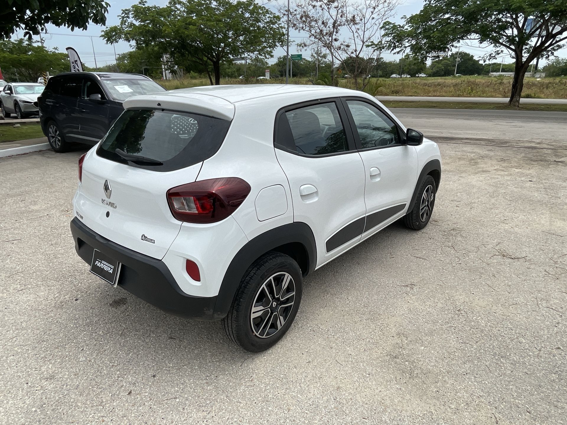 2025 Renault Kwid 1.0 Iconic Mt