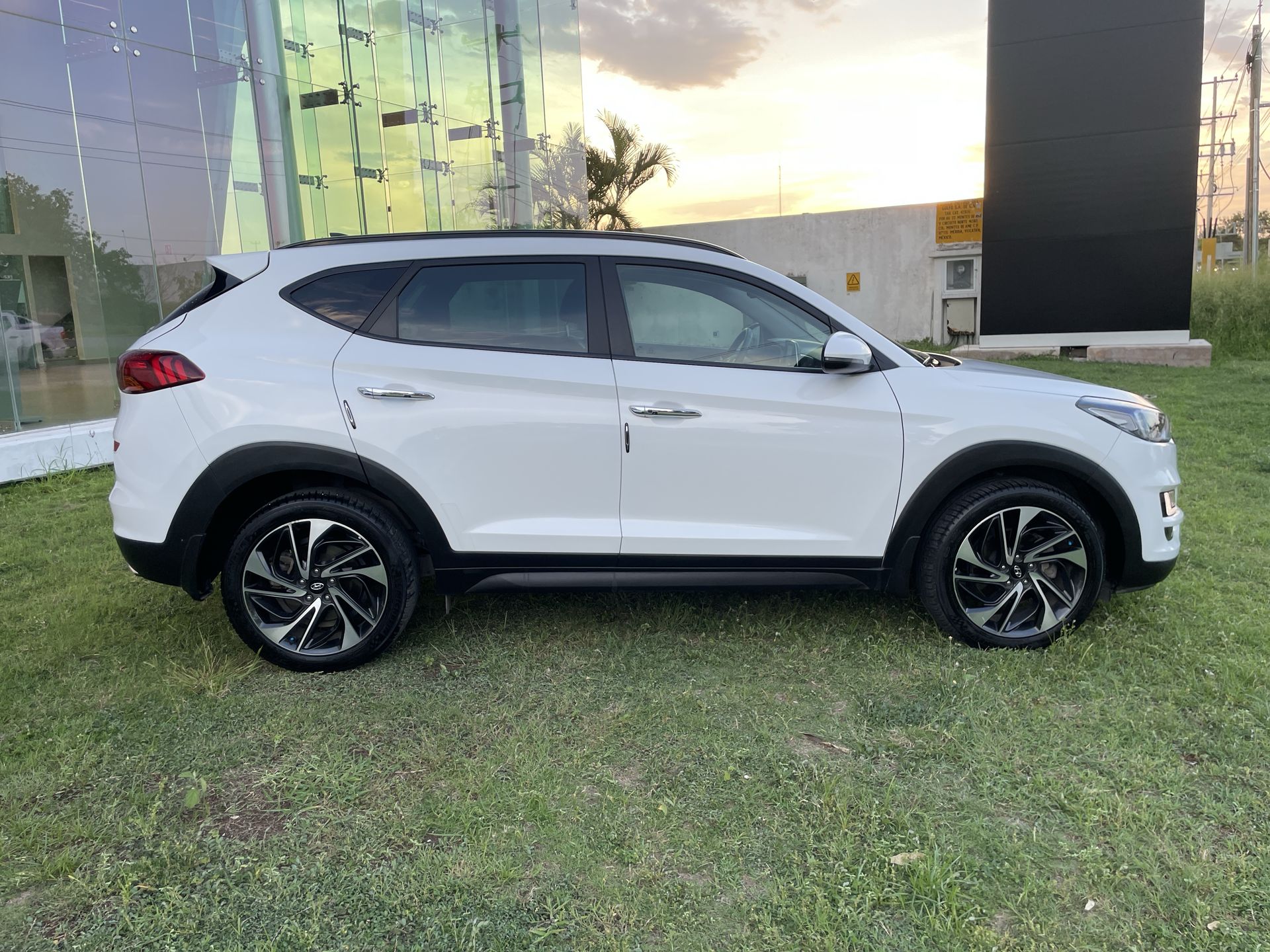 2021 Hyundai Tucson 2.4 Limited Tech At