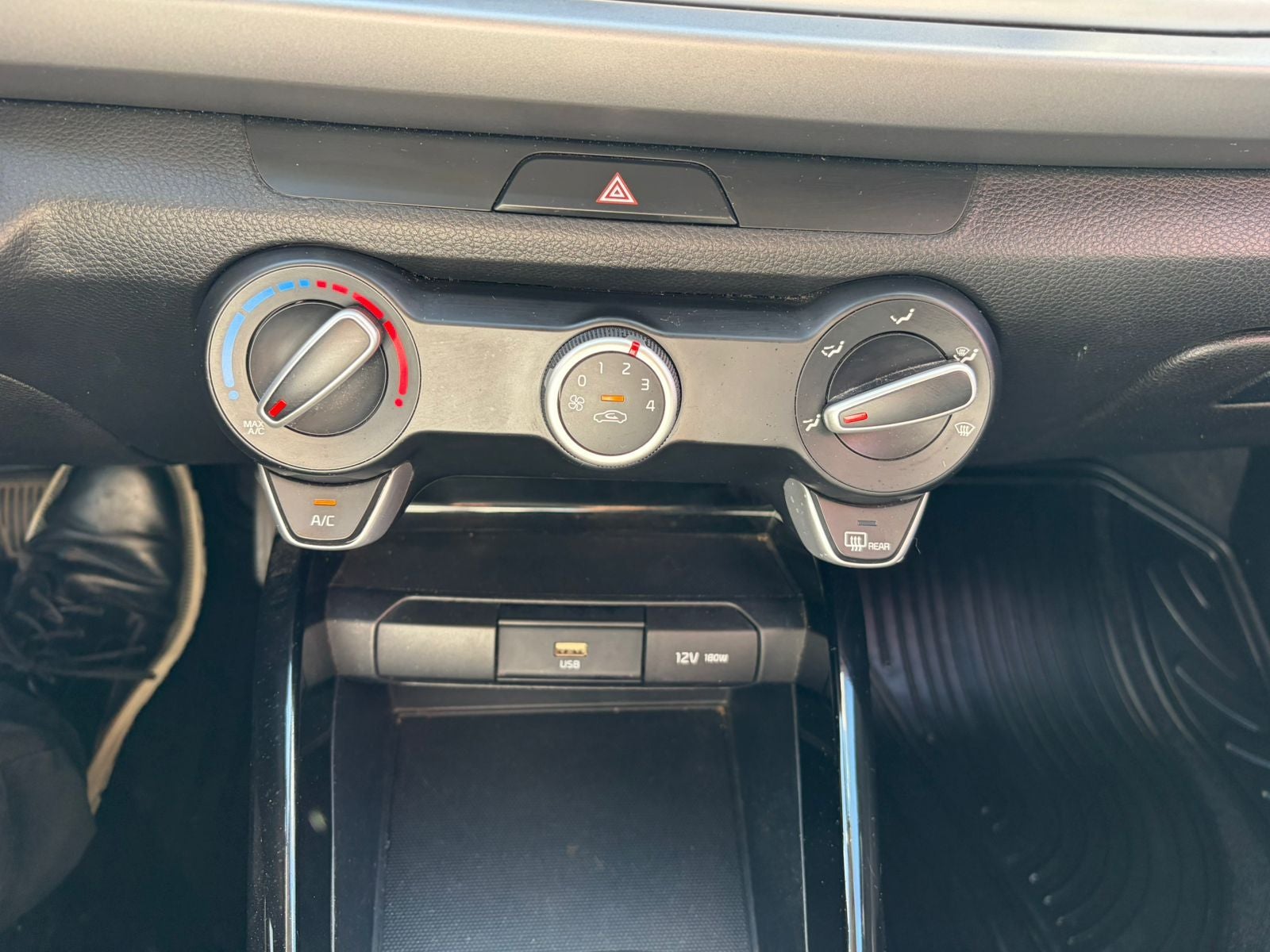 2023 Kia Rio 1.6 Sedan EX At