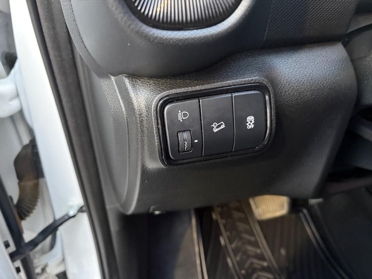 2024 Kia Sonet 1.5 Sx At