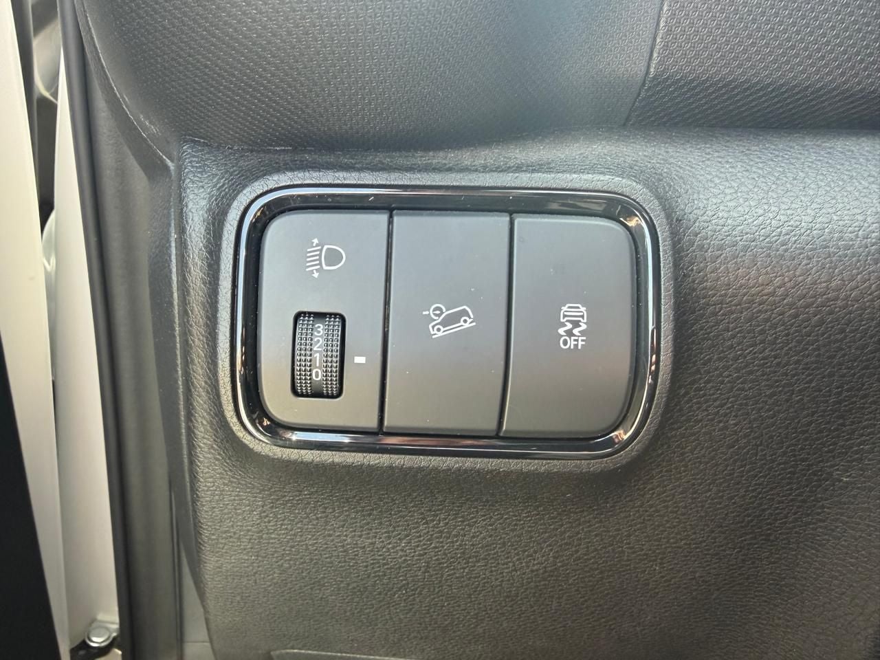 2024 Kia Sonet 1.5 Lx Mt