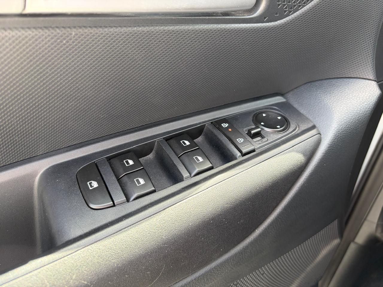 2024 Kia Sonet 1.5 Lx Mt